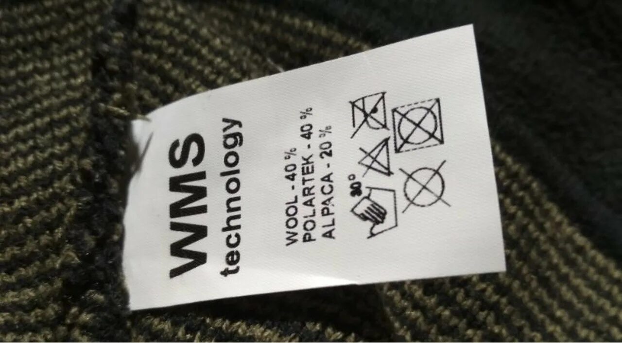 вышивная бирка на матрас. вшивная бирка вайлдберриз это что. ярлык на товаре. вшивная этикетка. бирка для вайлдберриз.