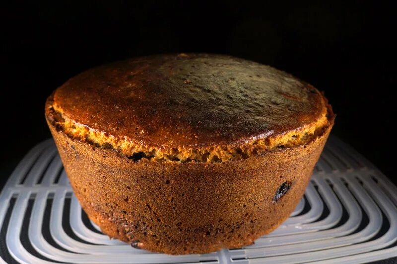 Дефекты мякиша хлеба. Корочка хлеба. Корочка хлеба. Почему трескается хлеб при выпечке. Хлебобулочные изделия непромес.