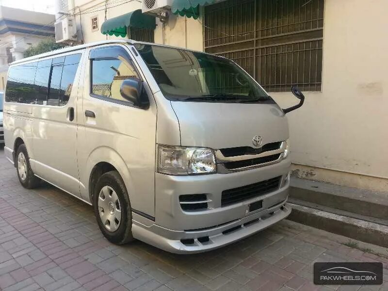 Купить микроавтобус бу недорого. Toyota Hiace 2008. Тойота Hiace 2008. Toyota Hiace 2003. Тойота Хайс VX.