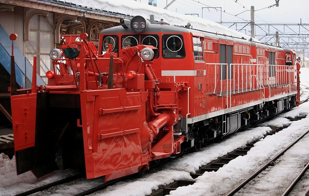 Дд класс. Дизель гидравлический Локомотив. Тепловозы Японии. Jnr class dd16. Японское ЖД Локомотив.