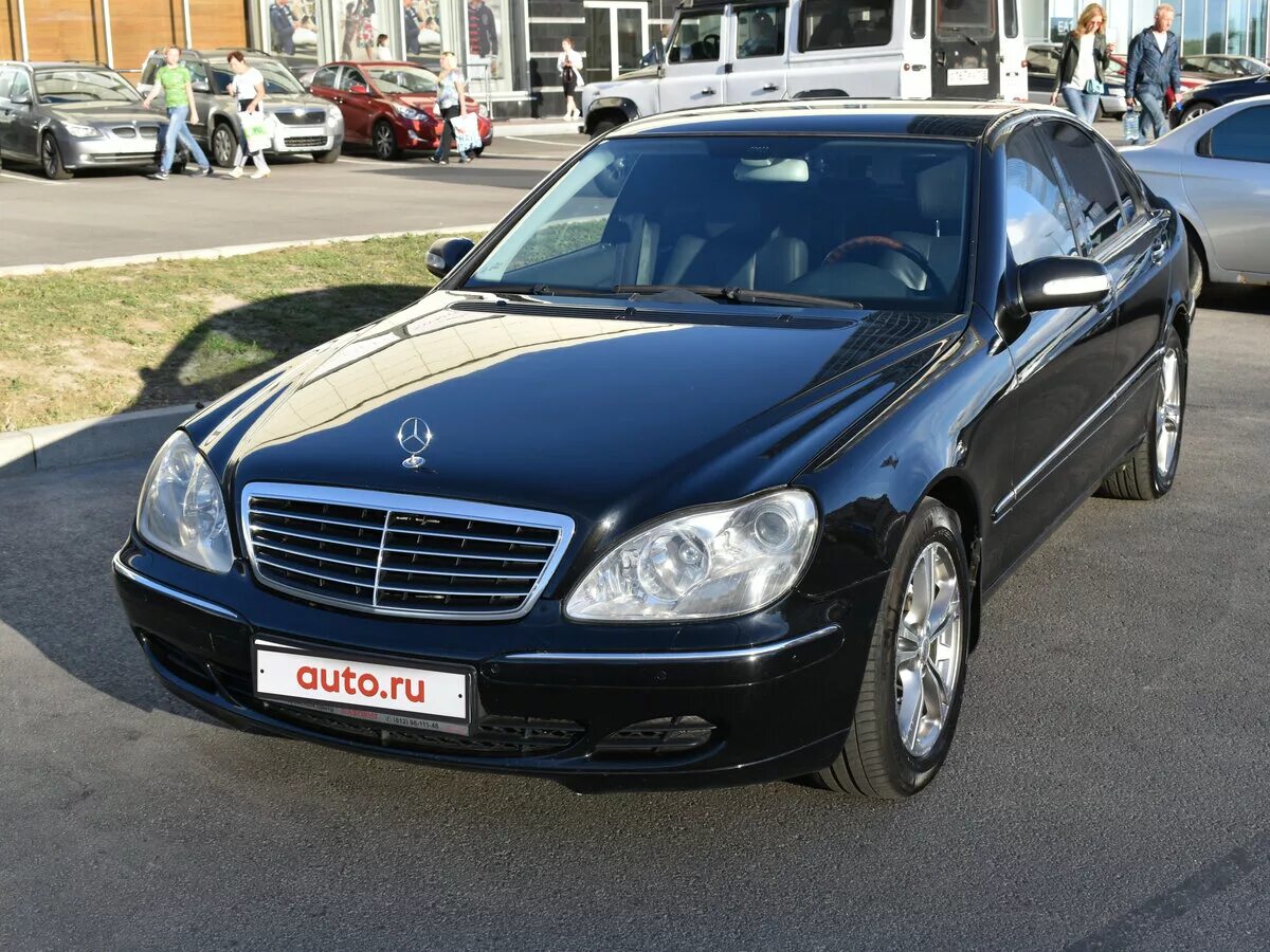 Купить мерседес 2003. Mercedes s class 2003. Mercedes Benz 220 2003. Мерседес s200 2003. Мерседес седан 2003.