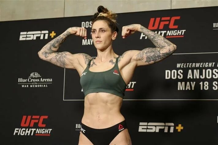 Норма андерсон. Дюмон виана боец. меган андерсон норма дюмон. dumont ufc. норма дюмонт виана.