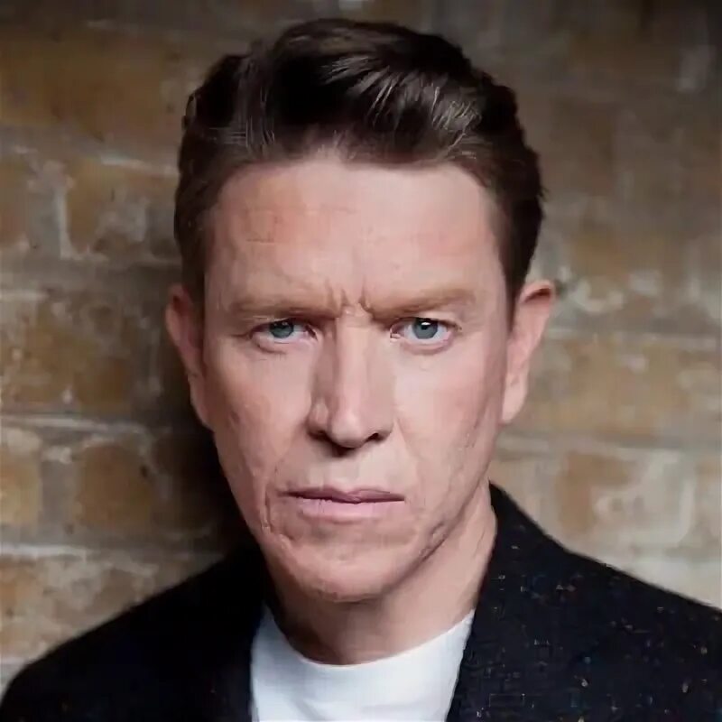 Сэм спруэлл легенда. Сэм спруэлл легенда. Сэм спруэлл доктор кто. Сэм спруэлл. Сэм спруэлл к 19.