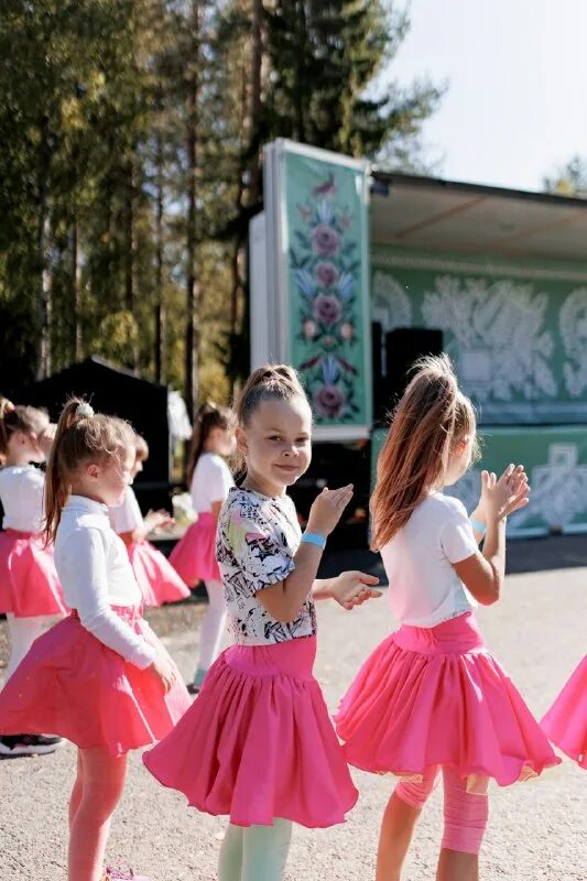 центр среда костомукша. кинотеатр костомукша. костомукша день города 2022 фото. центр среда костомукша. центр среда костомукша.