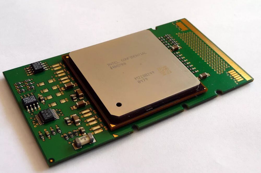 Itanium. Intel Itanium 2. Intel Itanium 9760. Intel Itanium (2001). Intel Itanium 9520.