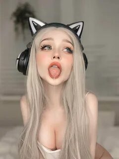 Belle delphine ахегао - 55 фото.