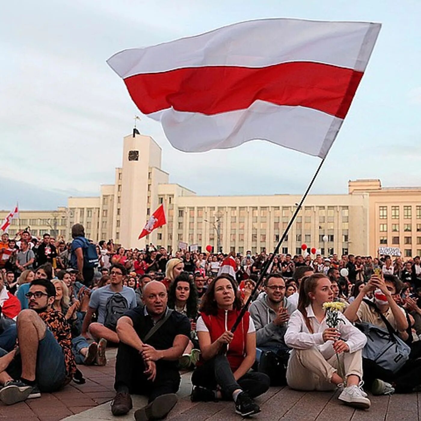 Новости беларуси украина. Протесты в Беларуси 2020. Выборы в Беларуси 2020 протесты. Протесты в Минске. Протестные флаги в Минске 2021.