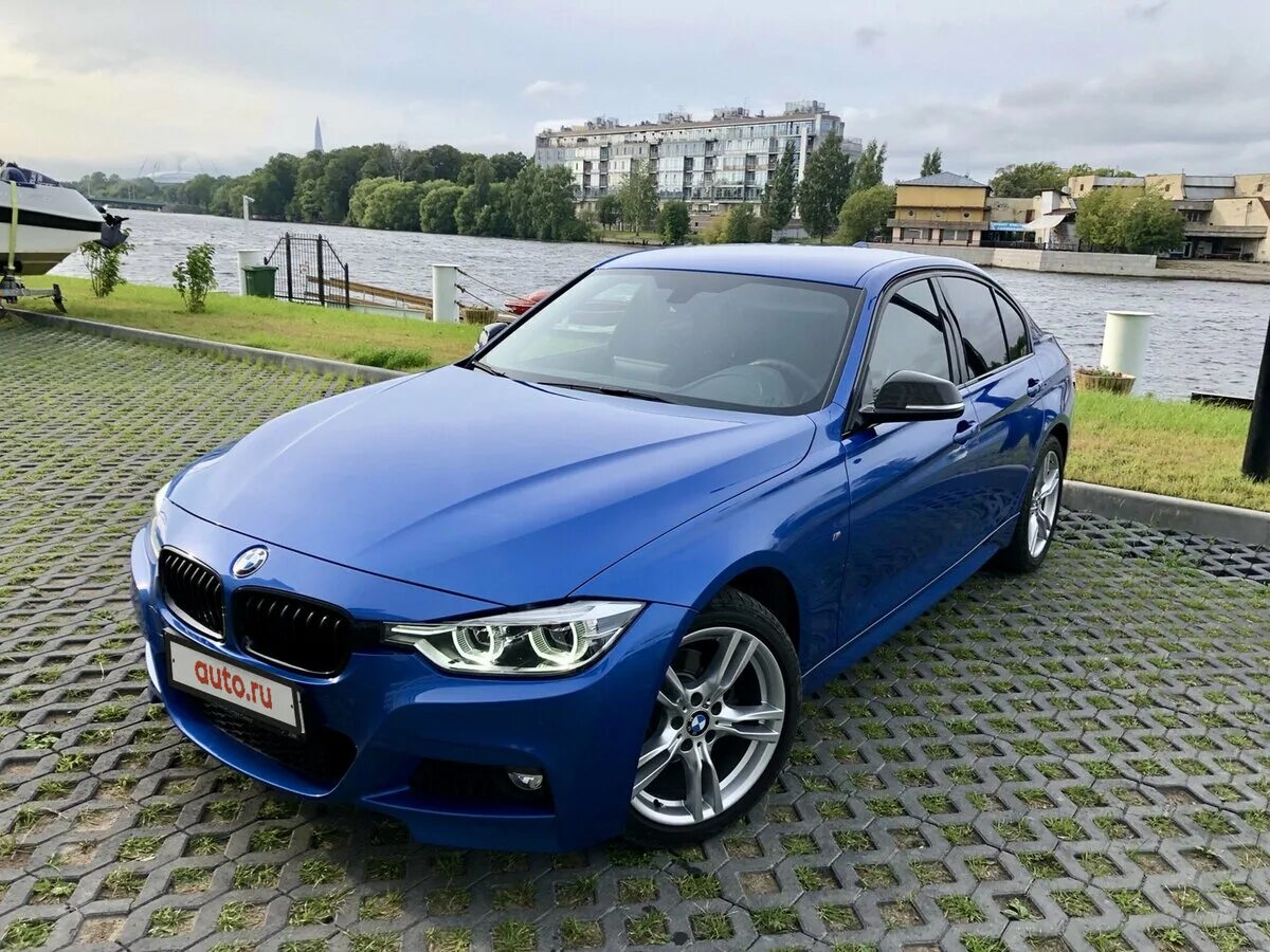 Бмв ф30 320i. BMW 3 320i XDRIVE синяя. BMW f30 320i XDRIVE. BMW 3 f3x Рестайлинг. БМВ 320 синяя.