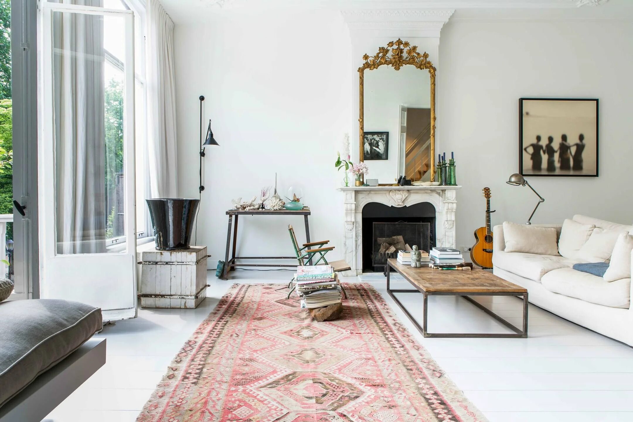 Квартира в голландском стиле. Стиль кейп датч. Голландский дом интерьер. Квартира в голландском стиле. Квартиры в голландии интерьер.