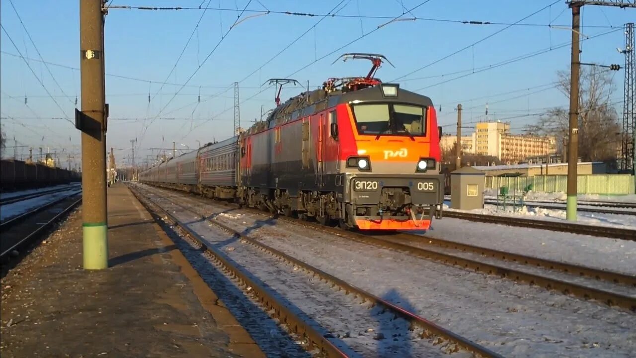 Рязань спб поезд. Электропоезд эп20. Эп20 005. Станция Рязань 2. Эп20 на станции Вешняки.