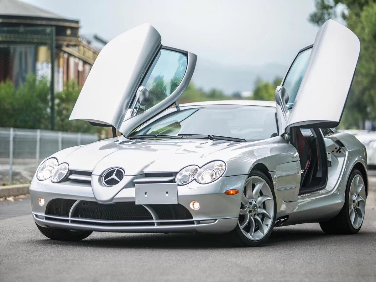 Куплю б у mercedes benz. Mercedes-Benz SLR MCLAREN 2003. Mercedes SLR MCLAREN 2005. Mercedes Benz SLR MCLAREN 2005. Mercedes Benz SLR MCLAREN 2009.