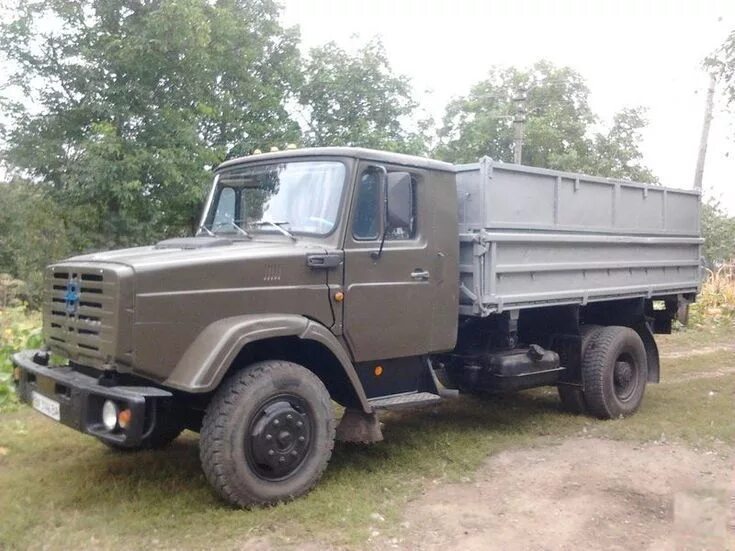 Зил самосвал 4331 колхозник. Зил 4331 сельхозник. Грузовик зил 4331 самосвал. 4331 самосвал. Зил 4331 самосвал.