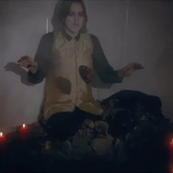 Дьявол начинается с пены. Темные и зловещие картины vergvoktre. Дьявол ходит к психологу стихи. Кормите своих внутренних демонов. Дьявол ходит к психологу стихи.