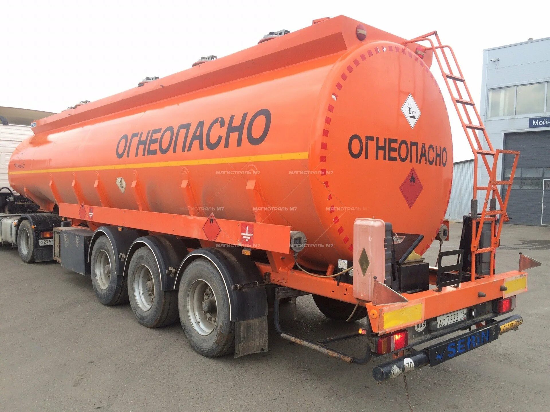 Бензовозы 40 куб. Полуприцеп цистерна бензовоз бу. Полуприцеп цистерна бензовоз бу. Полуприцеп бензовоз цистерна atlant oth4540. Нефтевоз полуприцеп цистерна.