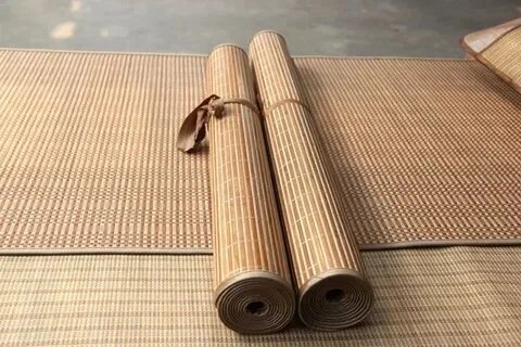 Метр ткани для ковра стоит 1500 рублей