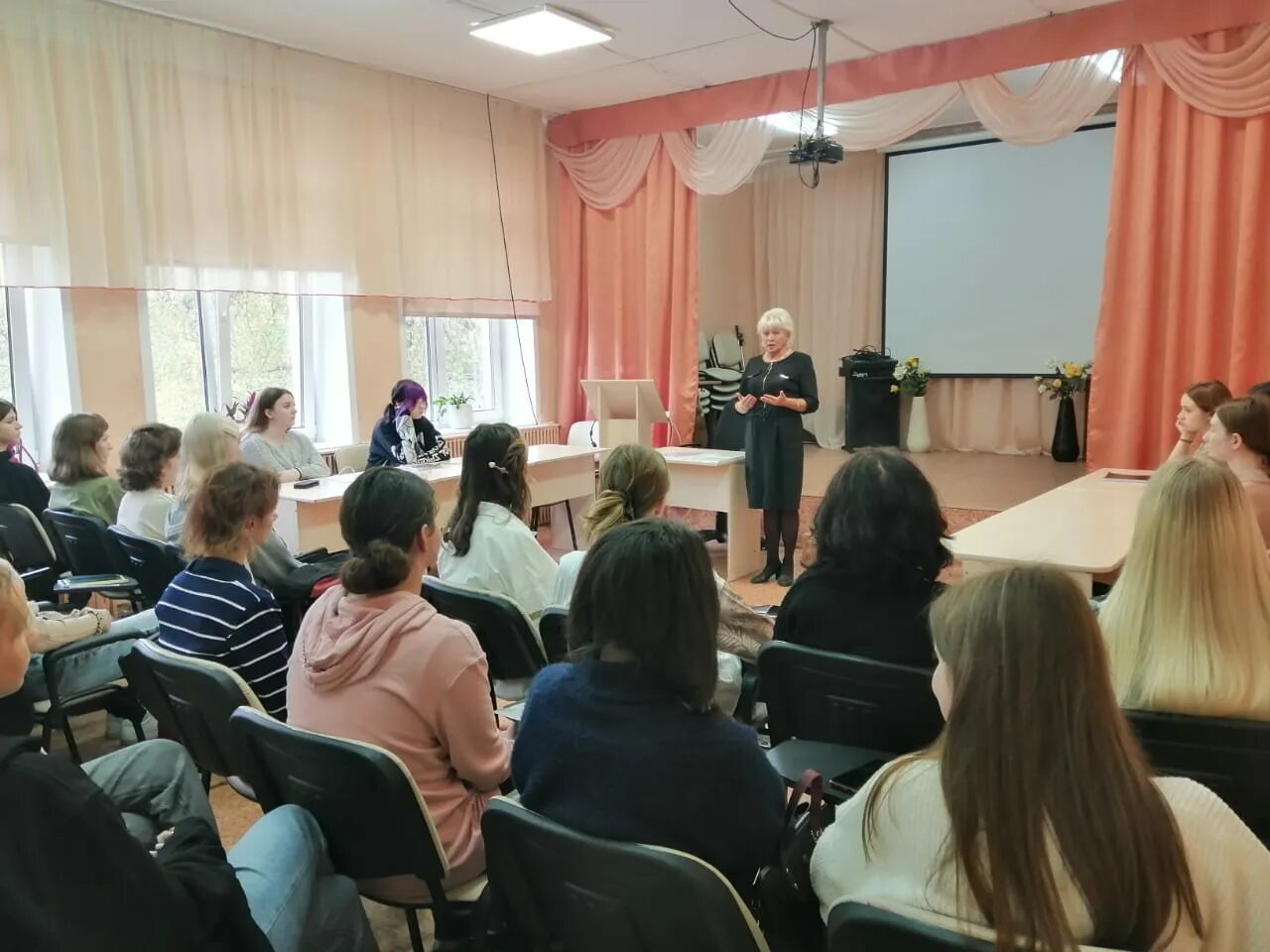 Сайт калужского индустриально педагогического колледжа. Сайт калужского индустриально педагогического колледжа. Педучилище калуга. Кондровский педагогический колледж. Калужский индустриально-педагогический колледж.