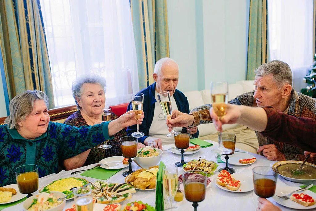 пансионат мирника в балашихе. номер дом пожилых людей. частный дом престарелых. дом престарелых. нагатинский бульвар 10 дом престарелых.