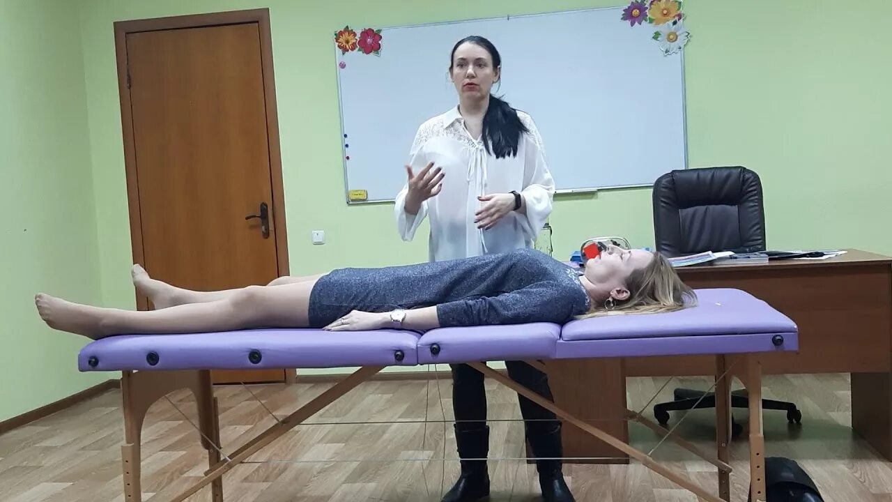 Какие заболевания лечит кинезиолог. Кинезиолог (кинезиотерапевт). фотосессия кинезиолога. психолог кинезиолог.