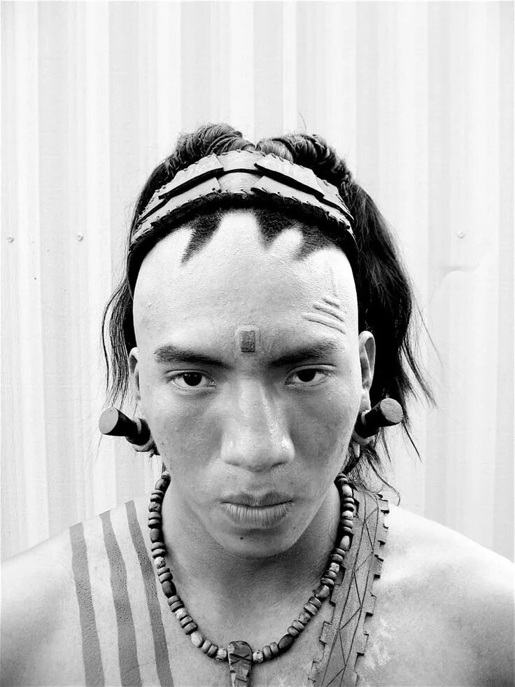 Рикардо диаз мендоза. Рикардо диас-мендоса. Аммель родриго мендоса. Рикардо диаз мендоза. Иазуа лариос апокалипсис.