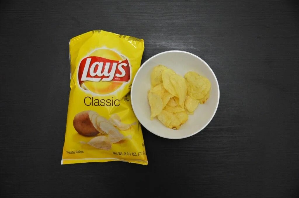 Чипсы lay's 70 грамм. 100 Г чипсов. 30 Г чипсов. Чипсы в граммах.