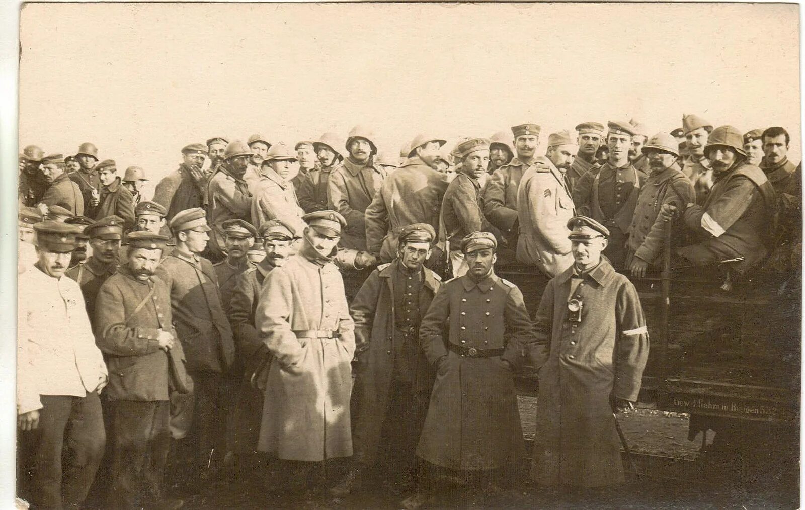 Демонстрация петроград июнь 1917. Дворцовая площадь 1917 октябрьская революция. Временного правительства 1917. Независимость финляндии 1917. 1917 18 гг.