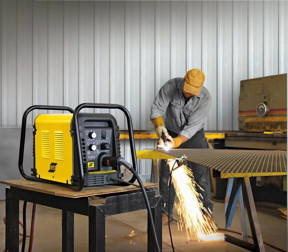 воздушный резка металла. станок чпу плазменной резки vc2500. резка толстого металла 25мм плазморезом. воздушный резка металла. плазма резка.