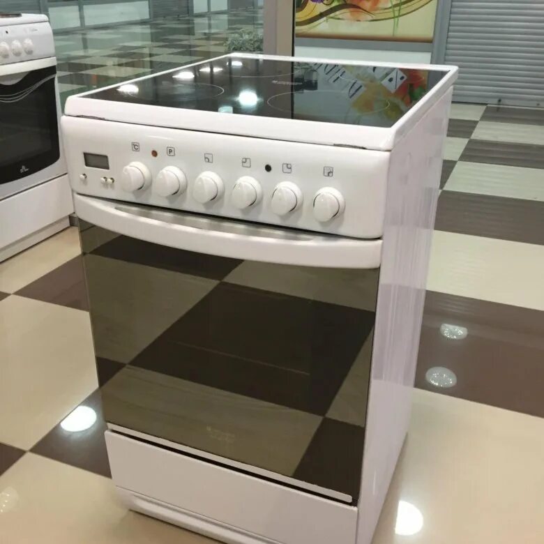 Электрическая плита hotpoint-ariston h6v560. Эл. Плита хотпоинт аристон электрическая. Электрическая плита (50-55 см) hotpoint-ariston hs5v5pmw/ru. Плита хотпоинт аристон электрическая стеклокерамика.