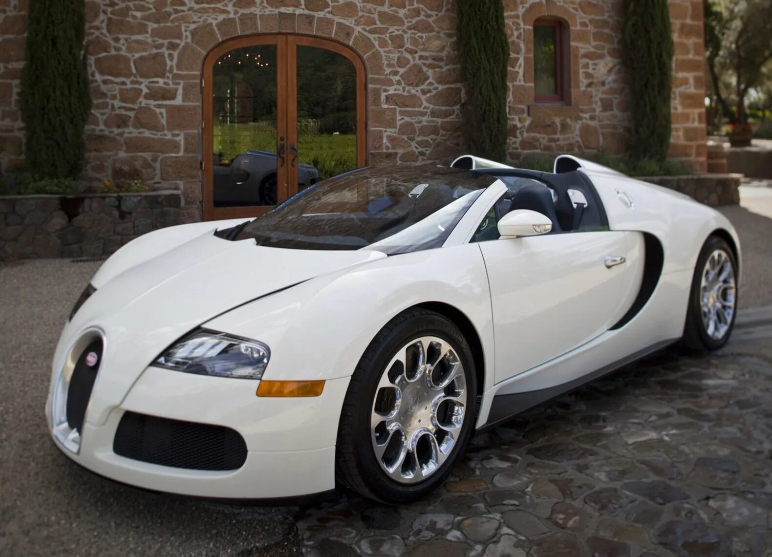 Bugatti veyron grand. Bugatti Veyron 2009. Bugatti Veyron Grand Sport (2009). Bugatti Veyron 16.4 Grand Sport 2009. Bugatti Veyron кабриолет.