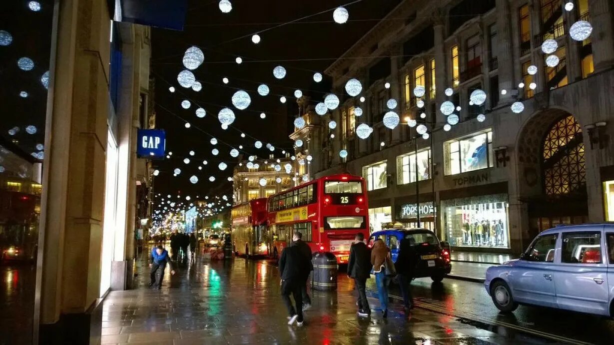 Оксфорд стрит адреса. Оксфорд стрит адреса. Oxford street в лондоне. Оксфорд стрит адреса. Оксфорд стрит магазины.