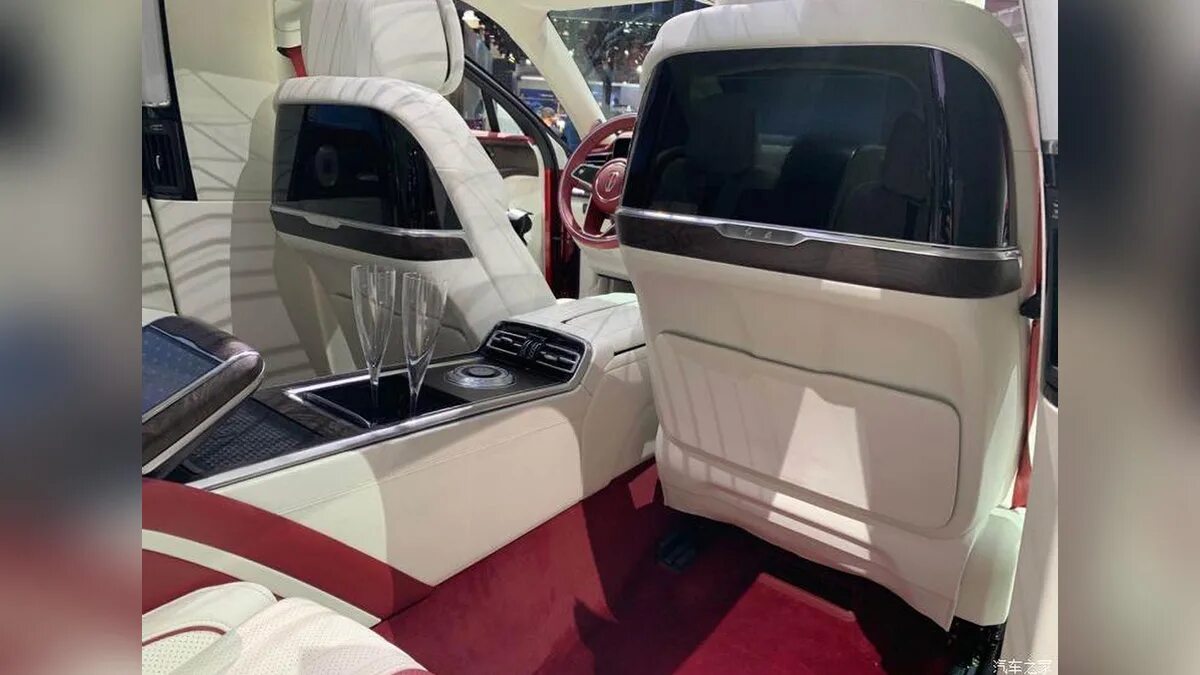 Китайская Hongqi представила сверхмощный гибридный гиперкар :: Autonews