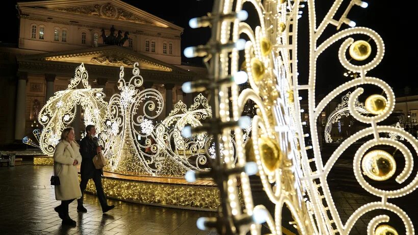 До какого наряжена москва. Москва 2025 новый год украшения. улицы москвы украшенные к новому году 2025. красиво украшенные улицы москвы 2025. москва зимой 2025 украшена.