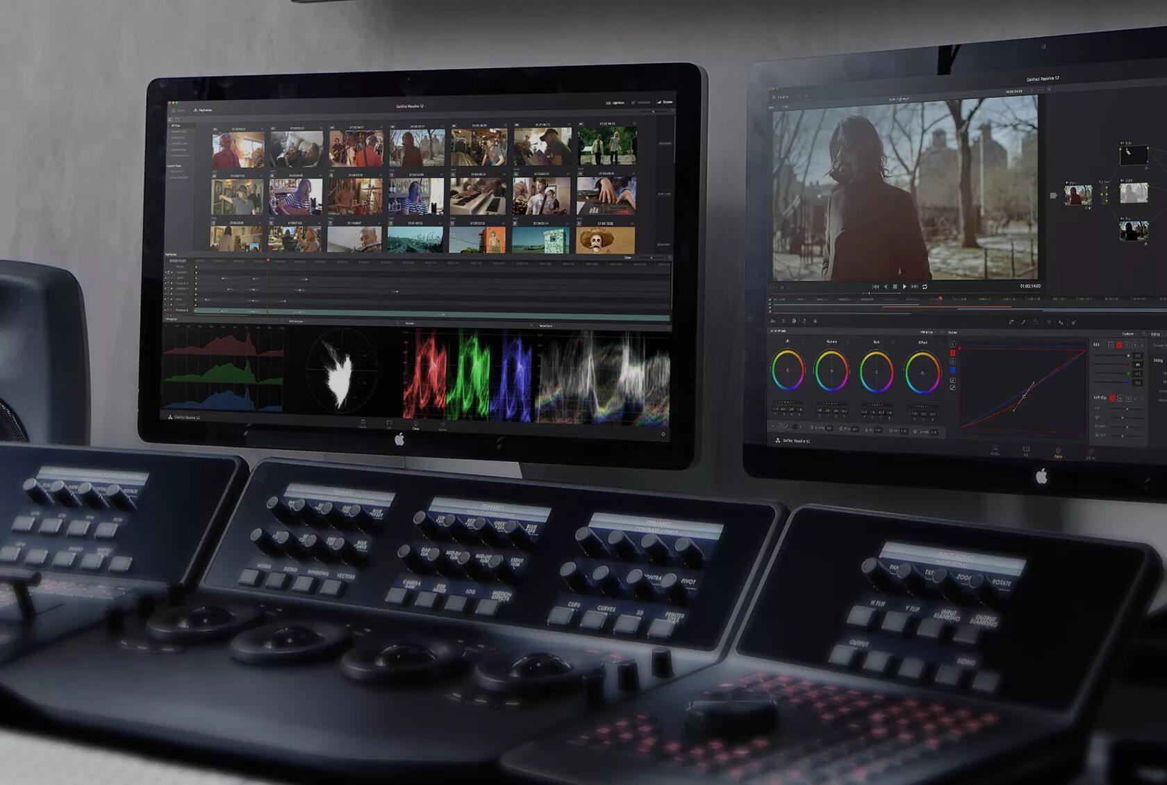 Видео про сборки. Видеомонтажа DAVINCI resolve. Пульт для да Винчи резолв. DAVINCI resolve монтаж. Пульт цветокоррекции DAVINCI.