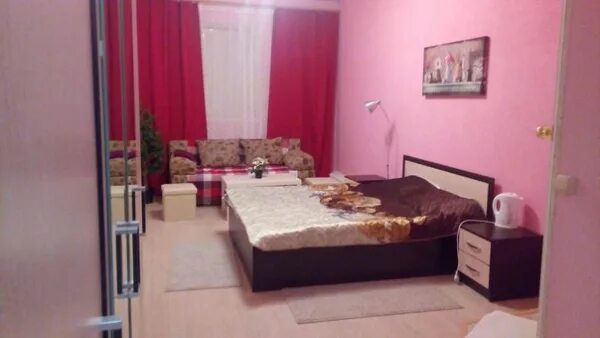 Снять комнату для двоих женщин в районе митино. Снять квартиру в елабуге около суворовского на неделю с хозяйкой. Квартира снимать без агентства. Квартира посуточно в районе поле чудес базы. Сниму комнату в балашихе южный.