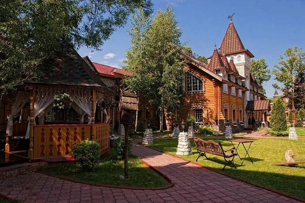 Гостевая village. Царская деревня Сергиев Посад. Отель Царская деревня Сергиев Посад. Гостиница Царская деревня в Сергиевом Посаде. Сергиев Посад Царский Царский дворик.