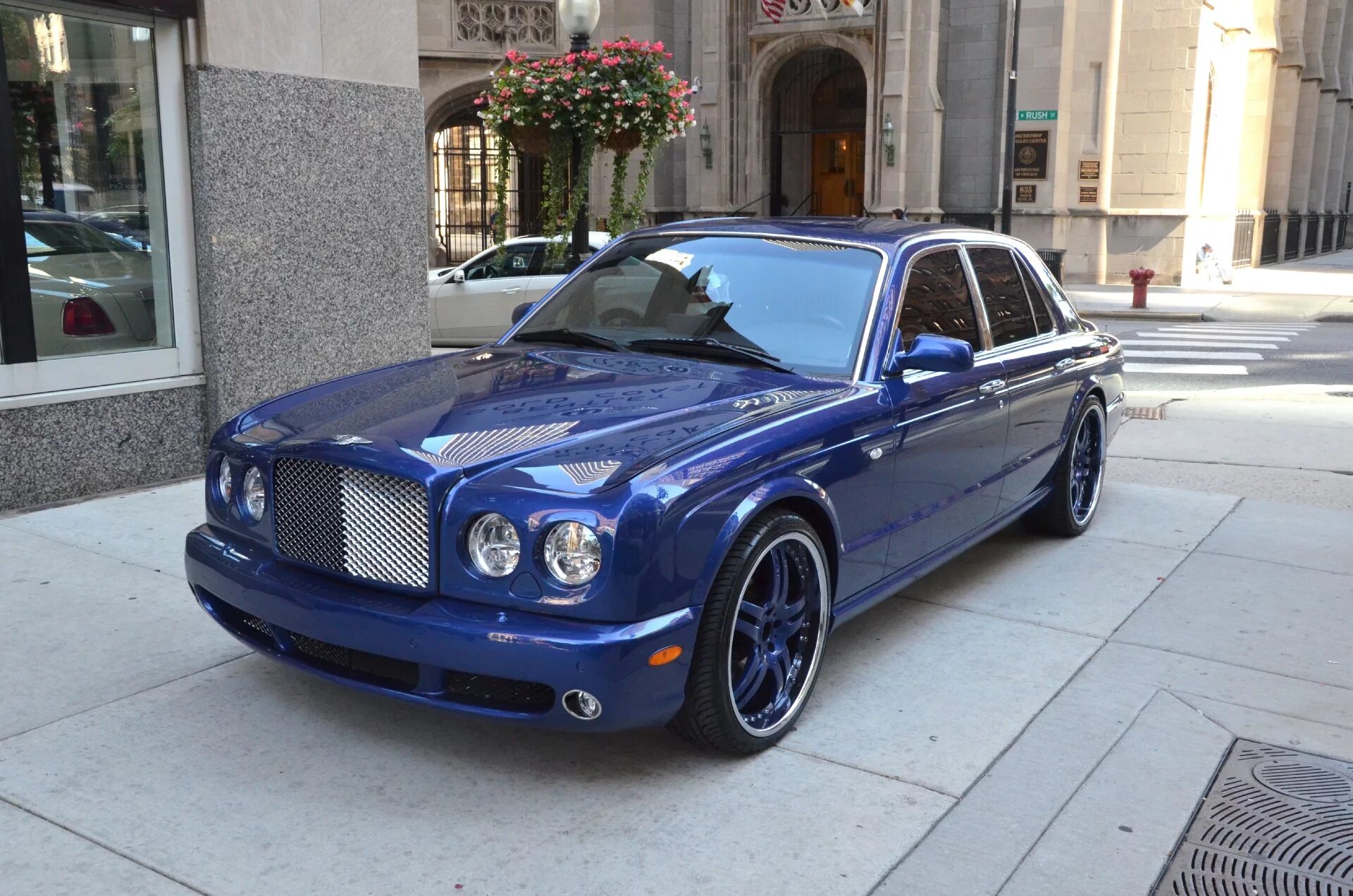 Бентли арнаж. Bentley Arnage t. Bentley Arnage. Bentley Arnage 2005. Bentley Arnage т.