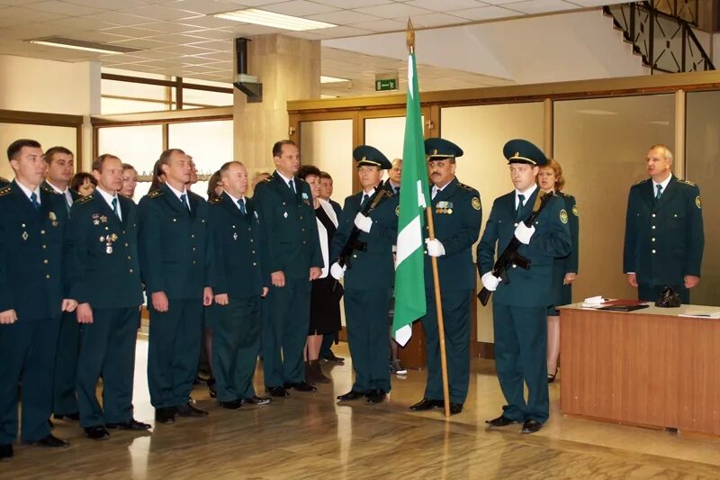 Сзту пулковская таможня. Таможенное управление санкт петербург. Таможня санкт-петербург. Северо-западное таможенное управление герб. Герб пулковской таможни.