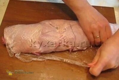 Рулет из курицы в рукаве