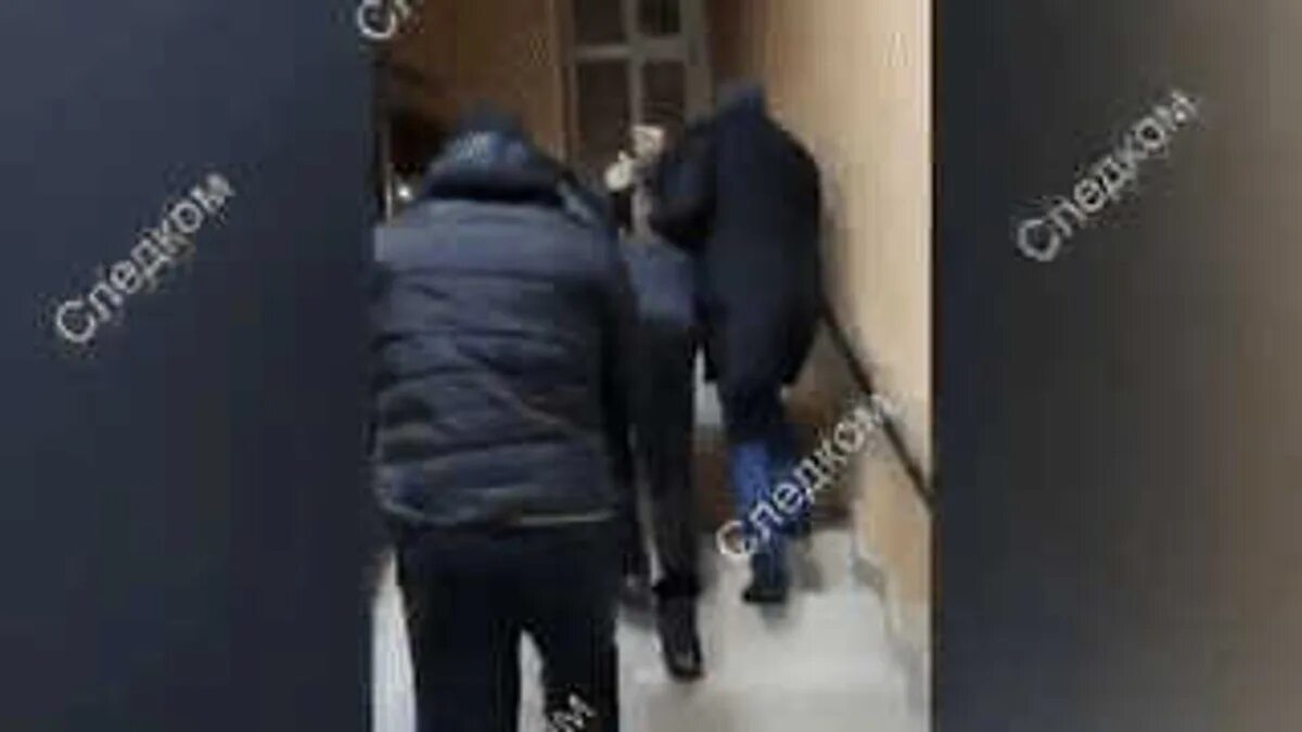 Скандальные фотографии. Навальный в тюрьме. Задержание двоих детей. Гай убийство студенток. Эшли бэббит ветеран ввс.