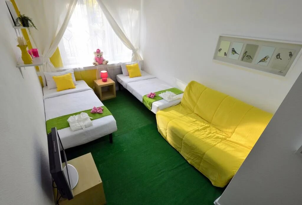 Арт хостел лето в екатеринбурге. Хостел в зеленом ногинский район. Гостиница лето екатеринбург. Гостиница лето зеленая роща екатеринбург. Хостел зеленая роща.