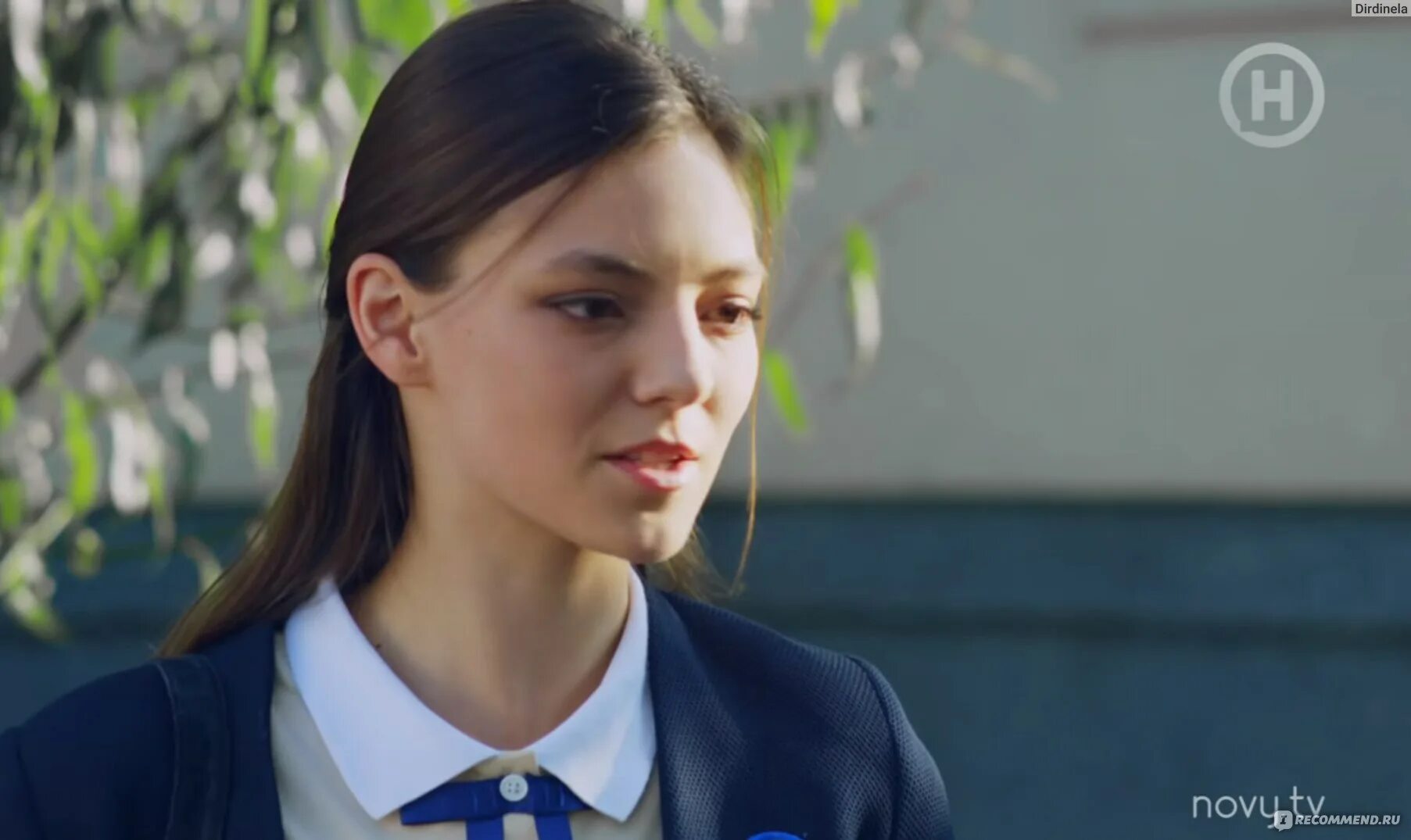 Новенькая украинский. Новенькая украинский. New girl primewire. Ситком новенькая. Новенькая украинский.