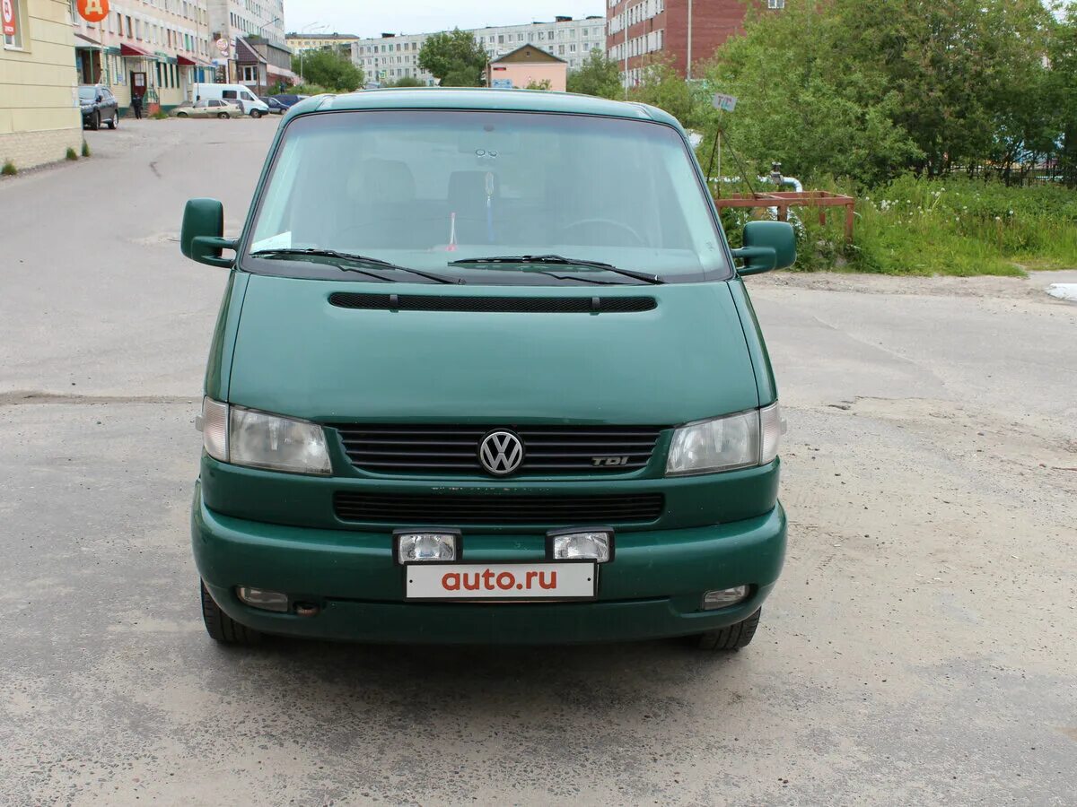 зеленая каравелла. зеленая каравелла. фольксваген каравелла 2020. фольксваген каравелла зеленый. 1.