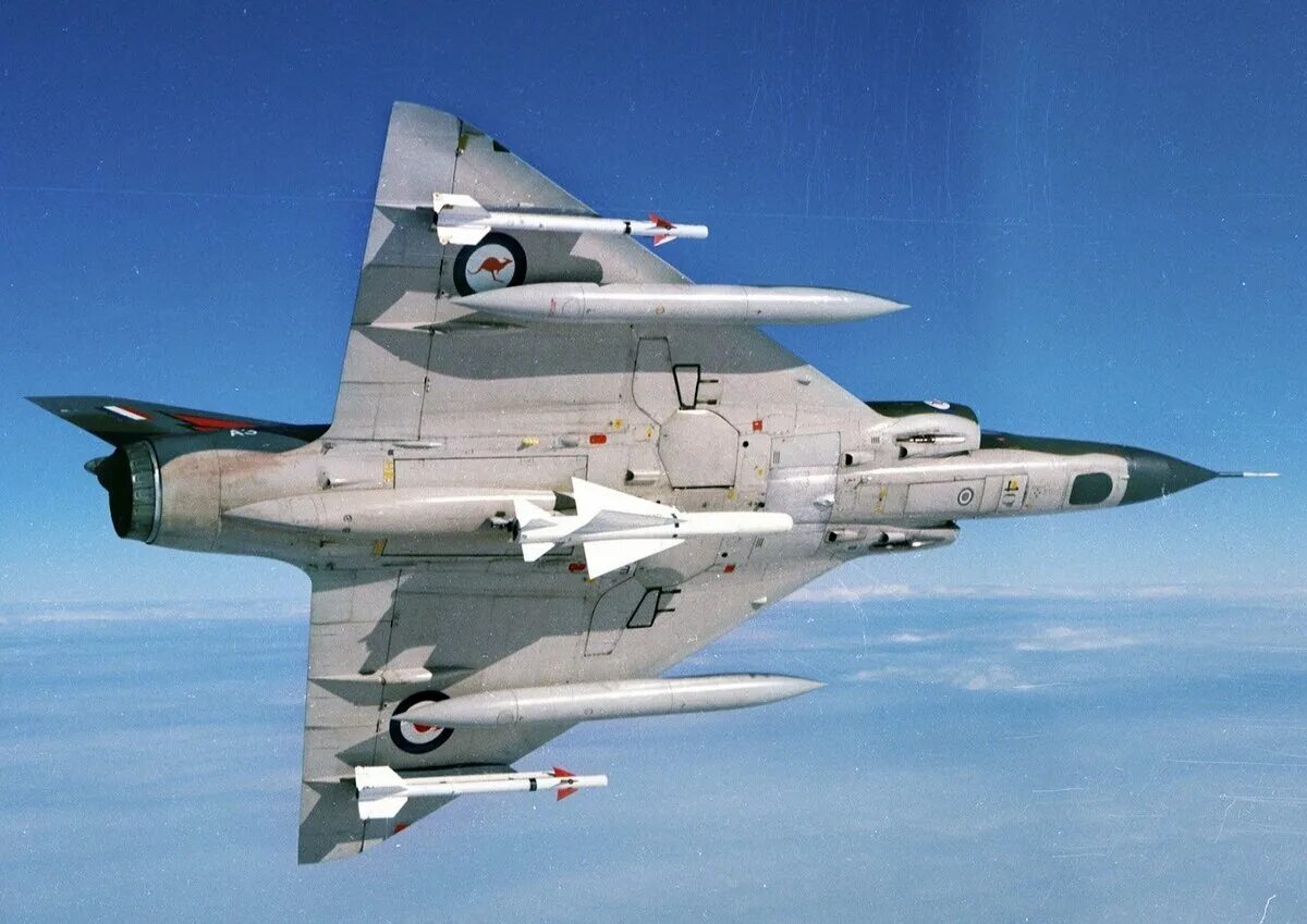 Мираж 3 самолет. Дассо Мираж III. Mirage 3 самолет. Мираж 3 истребитель.