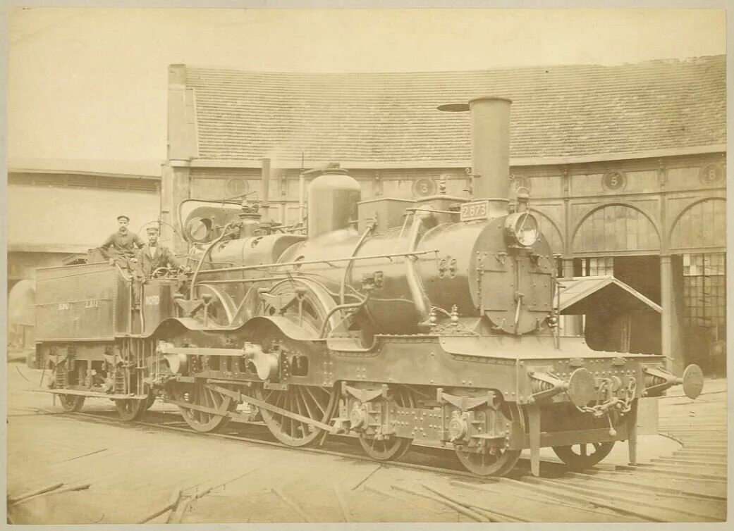 В 1880 х. Железные дороги 1880. первая железная дорога во франции. электровоз 1880 годов. паровоз европа 1880.