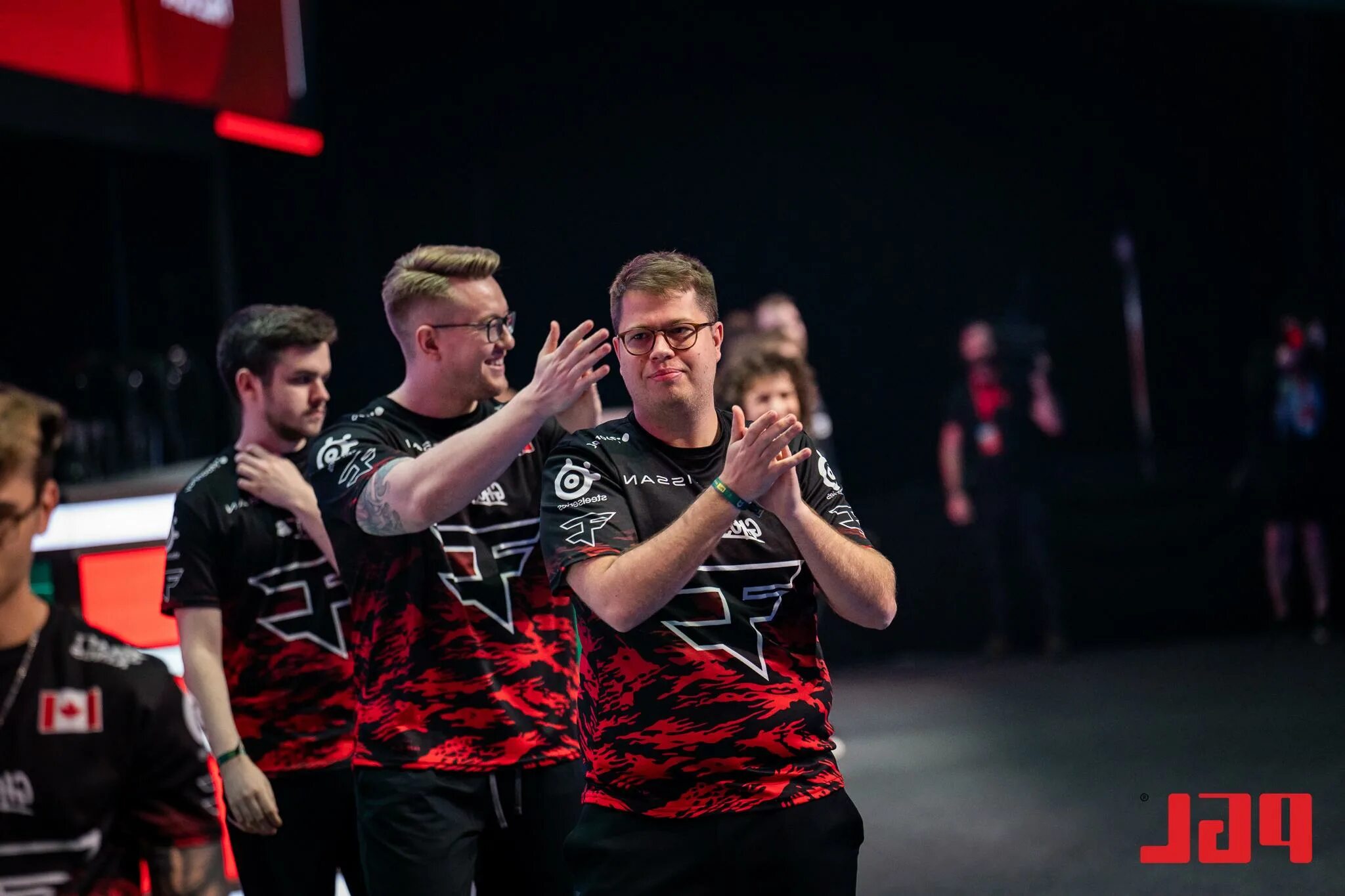 Команда FAZE 2022. IEM Cologne 2022 FAZE. FAZE Clan 2022. Команда FAZE CS go. Faze clan team spirit прогноз