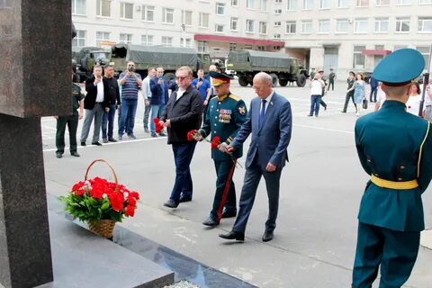 Традициям верны