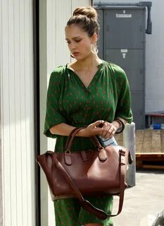 Jessica Alba - Green Dress Candids at Studio Location in Santa Monica - Sep...