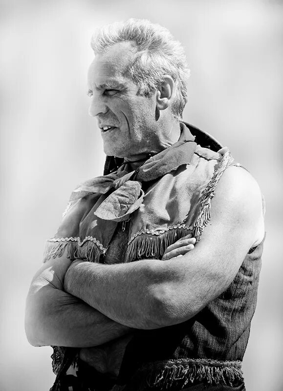 Каскадер шлыков. Каскадер шлыков. Василий шлыков актер. Сериал след шлыков. Василий шлыков каскадер.