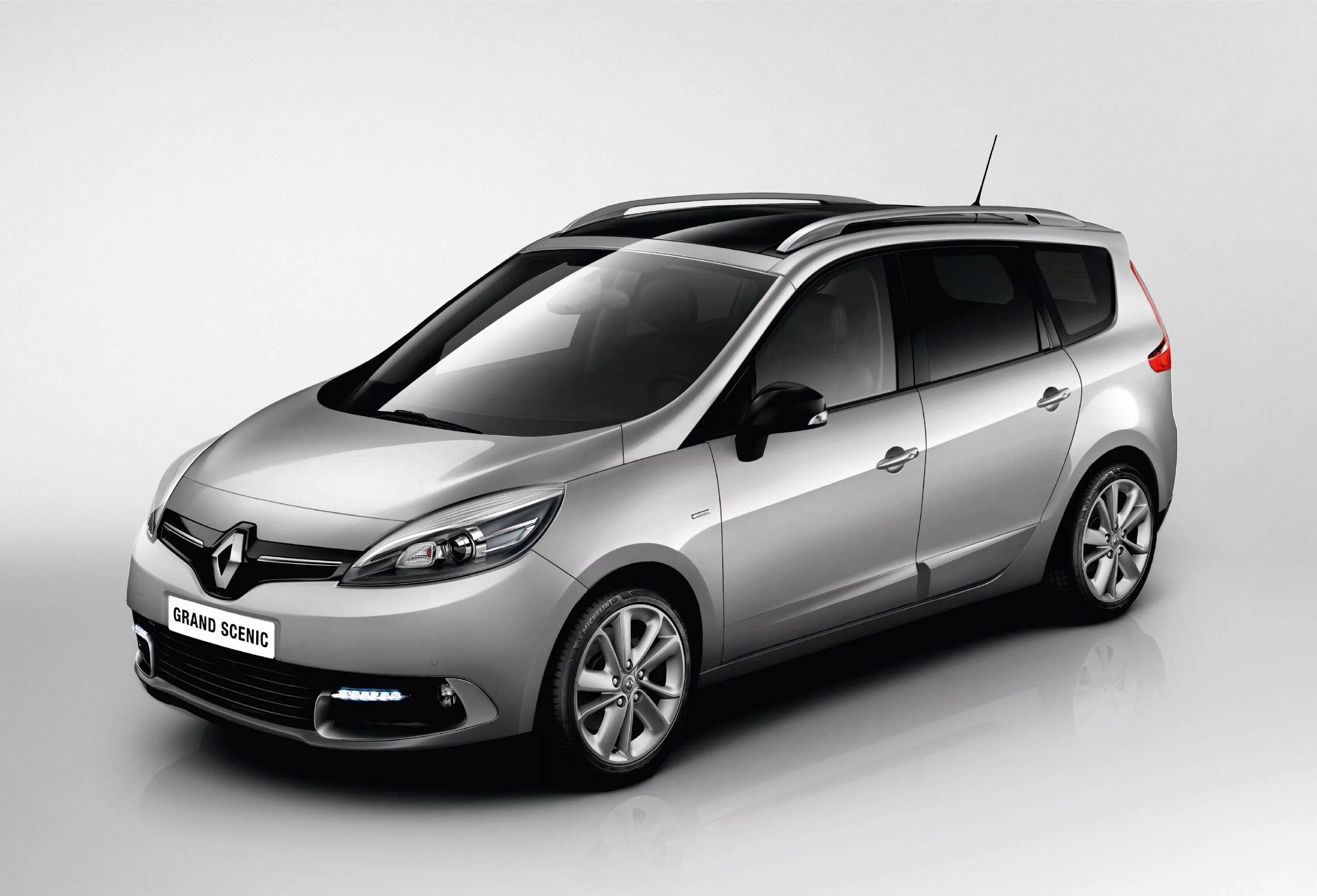 Рено Сценик 3. Рено Grand Scenic 3. Рено Меган Гранд Сценик 3. Renault Grand Scenic 2014.