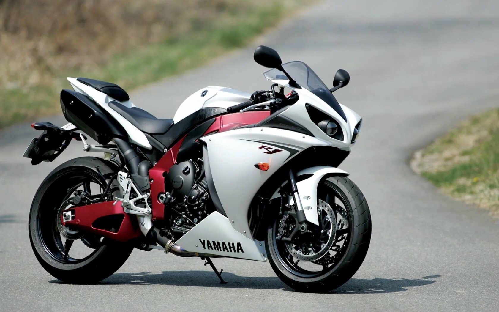 Kawasaki ninja h2r. Спортбайк 600. Хонда сбр 1000рр. Мотоцикл хендай 600. Сколько весит спортбайк.