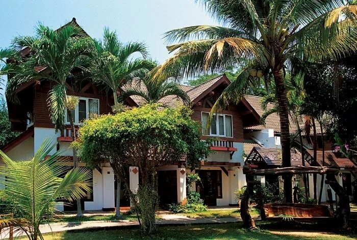 Таиланд отель natural park resort. Грин парк резорт паттайя. Грин парк резорт паттайя. Нейчерал парк отель паттайя. Тайланд грин парк отель.